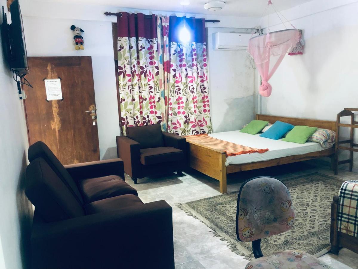 Thisara Pool Resort Kataragama&Yala-Kabiliththa Safari Bagian luar foto