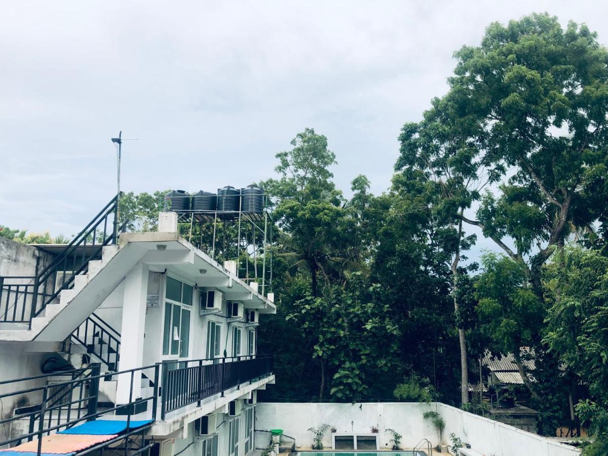 Thisara Pool Resort Kataragama&Yala-Kabiliththa Safari Bagian luar foto