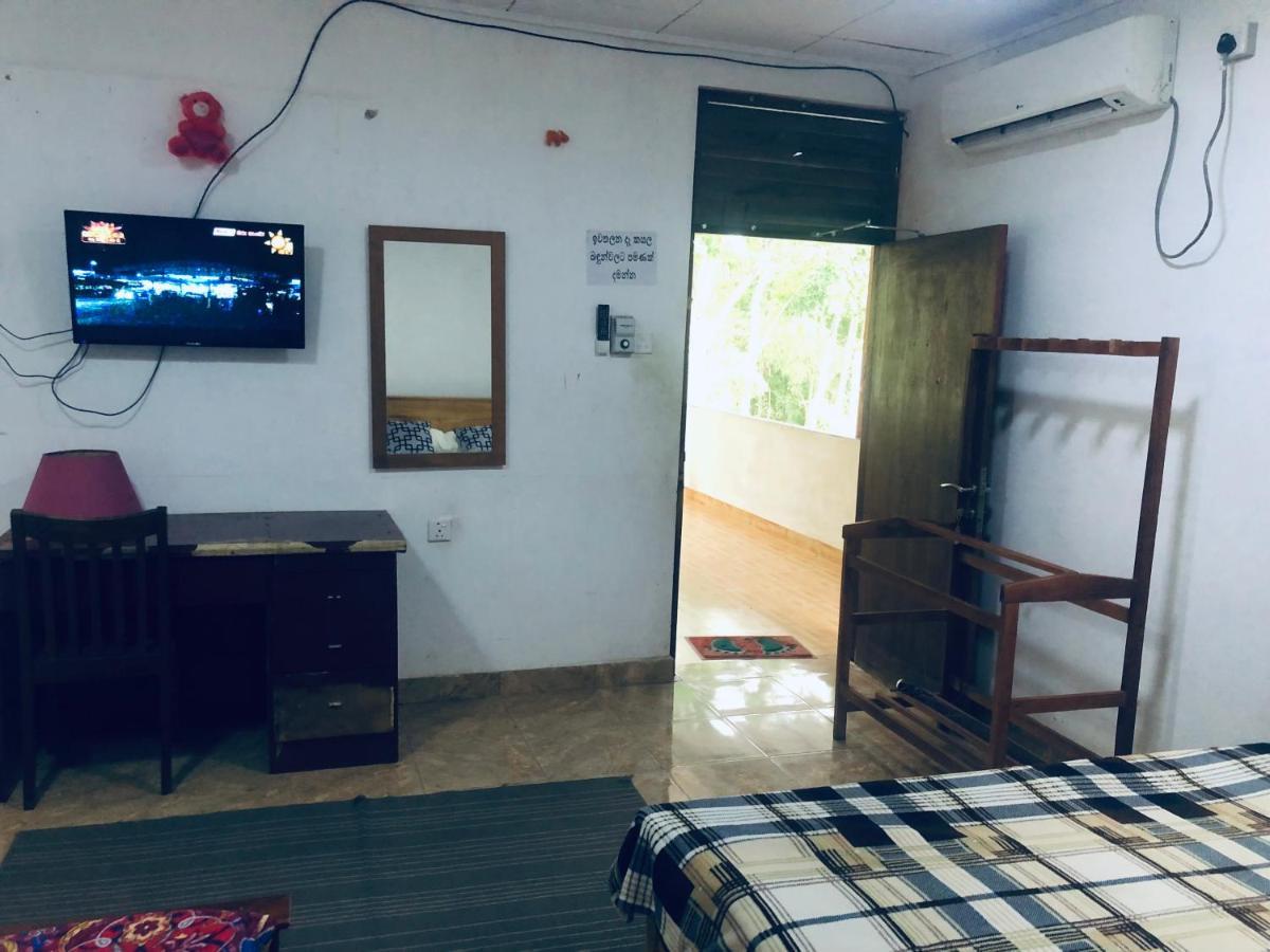 Thisara Pool Resort Kataragama&Yala-Kabiliththa Safari Bagian luar foto