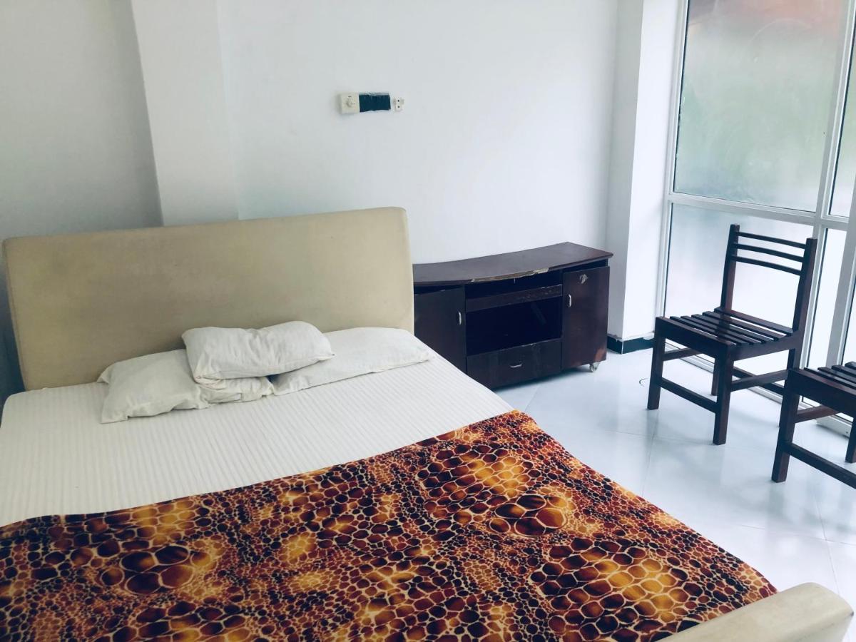 Thisara Pool Resort Kataragama&Yala-Kabiliththa Safari Bagian luar foto