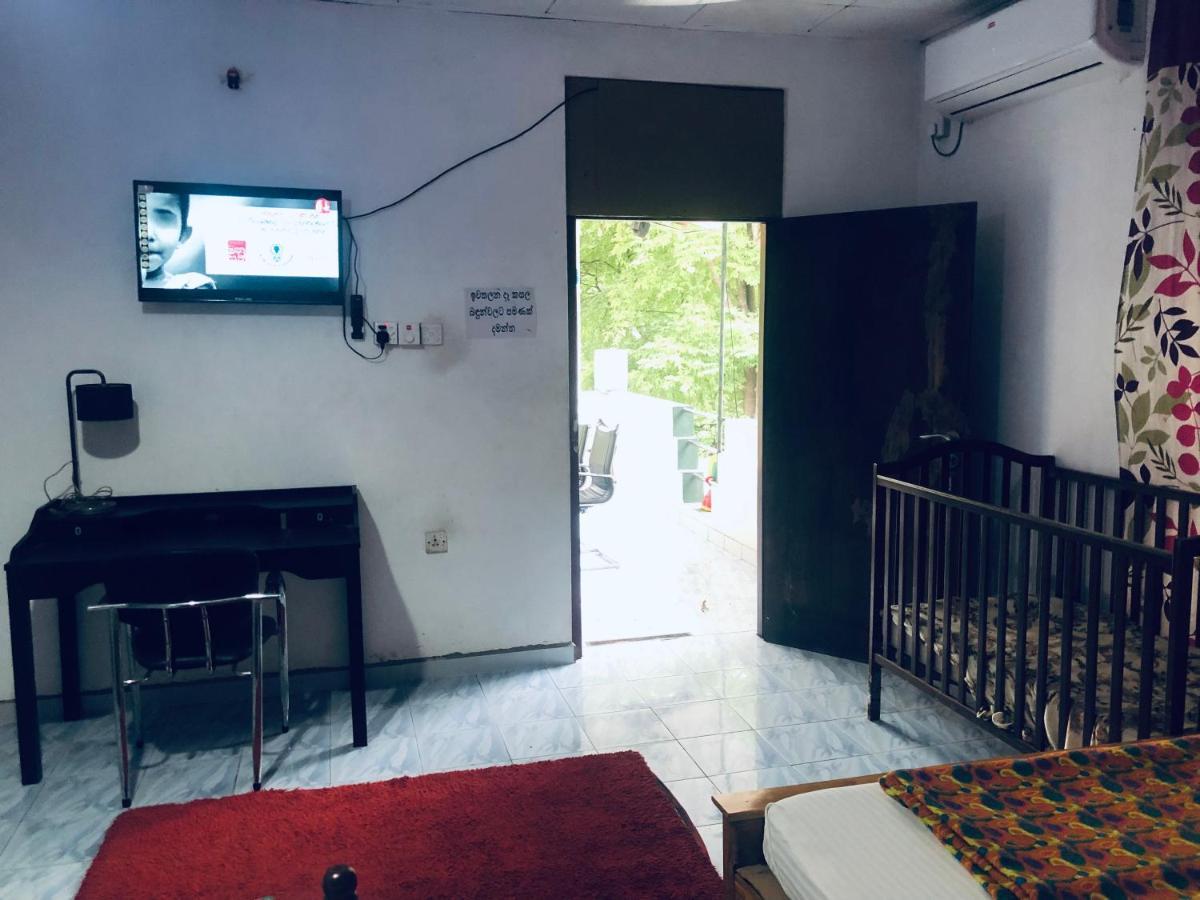 Thisara Pool Resort Kataragama&Yala-Kabiliththa Safari Bagian luar foto